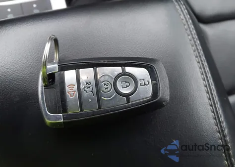 2023 Ford Explorer Xlt from USA, damaged, VIN 1FMSK7DH2PGA61164